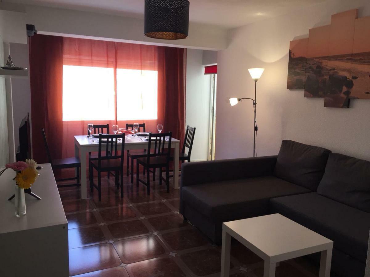 Apartamento Angelinma Apartment Malaga Exterior photo